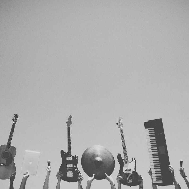 LA ROCK BAND DELLA SCUOLA E OLTRE...UN'OPPORTUNITÀ DI CRESCITA COLLETTIVA